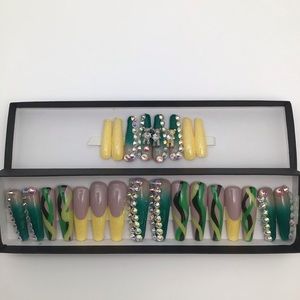 Gel Press On Nails Yellow and Green Bling